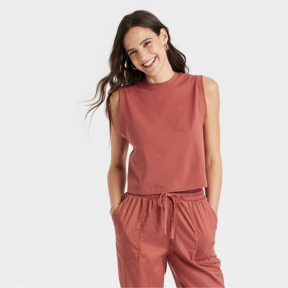 SOLD -  Muscle Tank Top - Picture 1 of 3